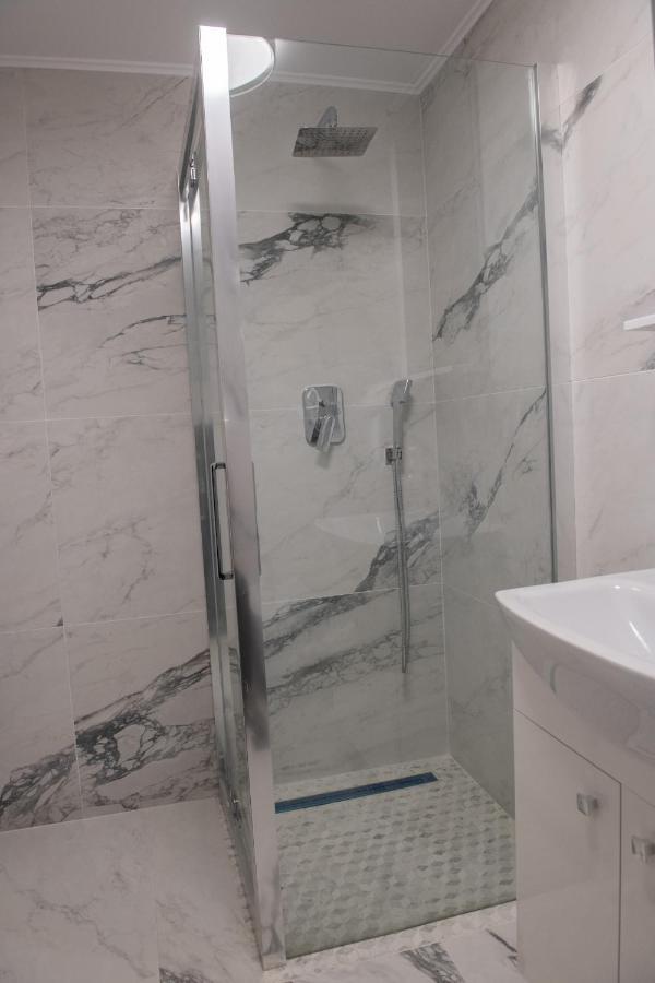 Apart Hotel Center Piatra Neamţ Dış mekan fotoğraf