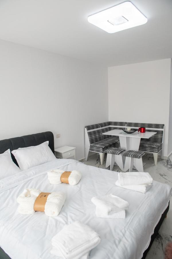 Apart Hotel Center Piatra Neamţ Dış mekan fotoğraf