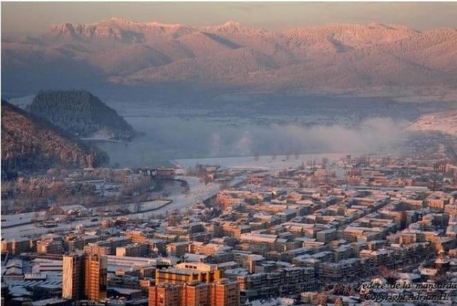 Apart Hotel Center Piatra Neamţ Dış mekan fotoğraf