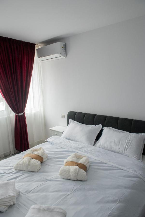 Apart Hotel Center Piatra Neamţ Dış mekan fotoğraf