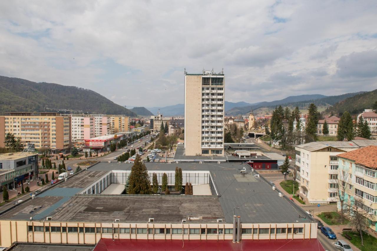Apart Hotel Center Piatra Neamţ Dış mekan fotoğraf